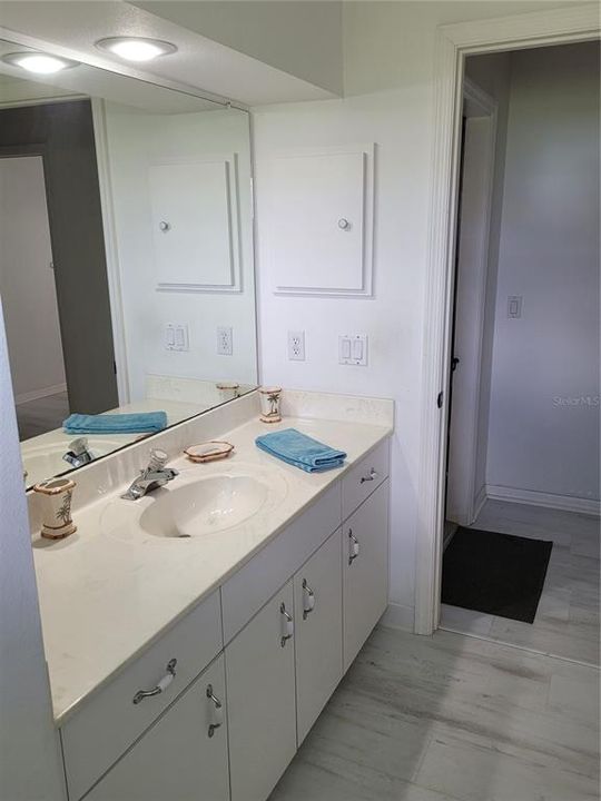 En Renta: $4,800 (3 camas, 2 baños, 2052 Pies cuadrados)