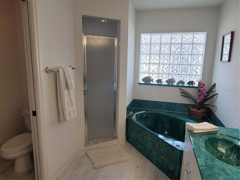 En Renta: $4,800 (3 camas, 2 baños, 2052 Pies cuadrados)