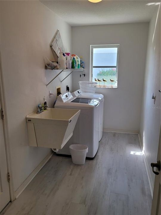 En Renta: $4,800 (3 camas, 2 baños, 2052 Pies cuadrados)