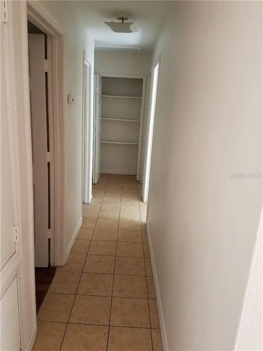 Recently Rented: $1,200 (4 beds, 1 baths, 1250 Square Feet)