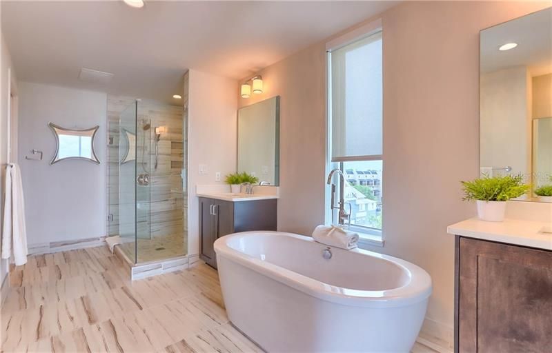Недавно арендовано: $5,500 (3 спален, 3 ванн, 2140 Квадратных фут)