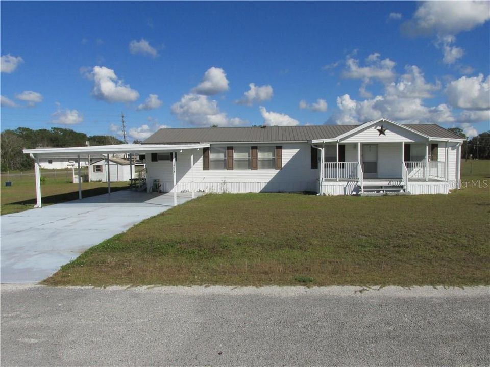Recently Sold: $102,000 (3 beds, 2 baths, 1560 Square Feet)