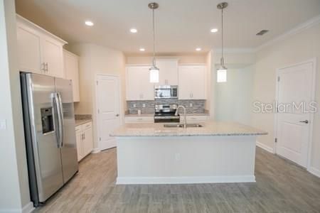 Recently Rented: $2,145 (3 beds, 2 baths, 1950 Square Feet)