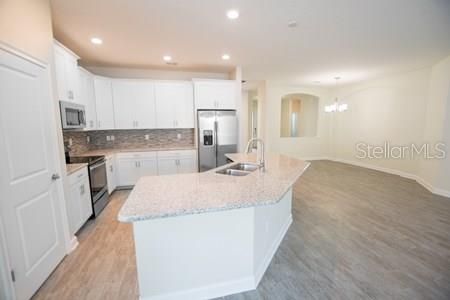 Recently Rented: $2,295 (4 beds, 2 baths, 2246 Square Feet)