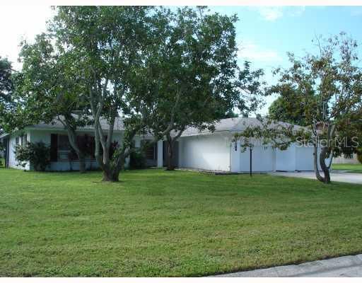Exterior Front - Spacious yard in a quiet and friendly neighborhood at this great LOCATION.