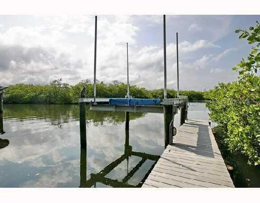 Waterfront/Dock/Pier