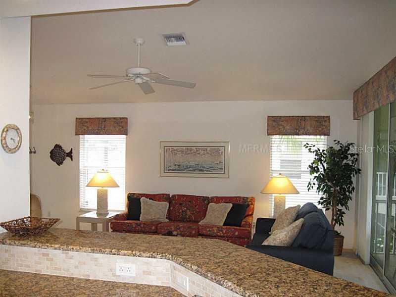 For Rent: $2,900 (2 beds, 2 baths, 1327 Square Feet)