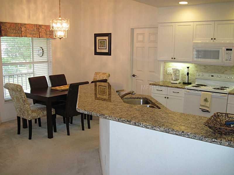 For Rent: $2,900 (2 beds, 2 baths, 1327 Square Feet)