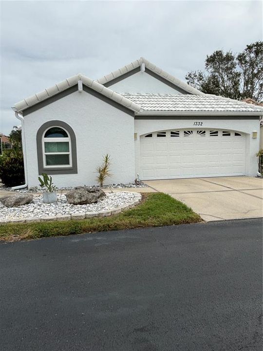 For Rent: $4,500 (2 beds, 2 baths, 1477 Square Feet)