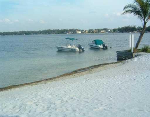 Exterior Front - Lake Conway, boat ramp on property and boat strorage available