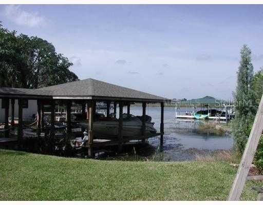 Waterfront/Dock/Pier