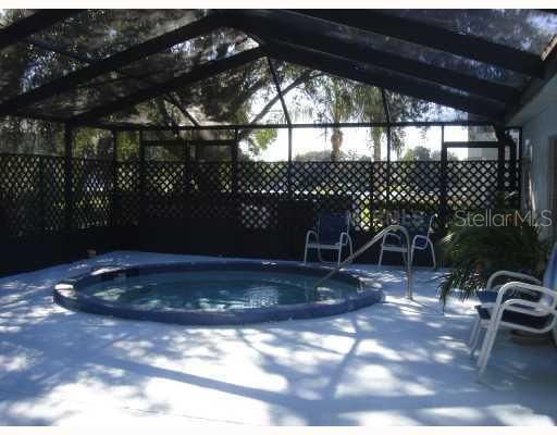 Swimming Pool/Hot Tub/Sauna - Spa.  Also has a swimming pool, playground area.