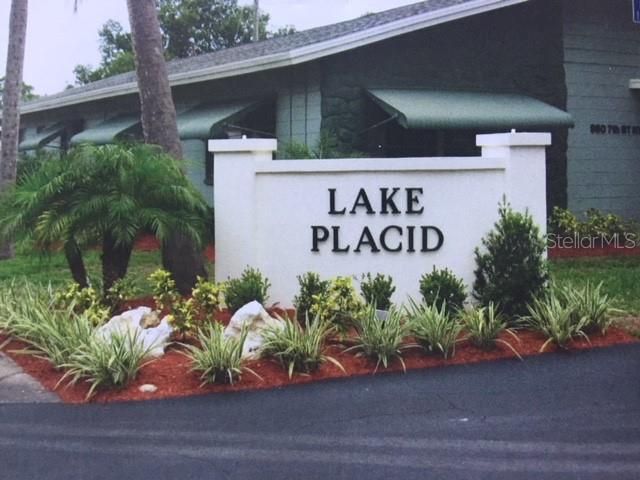 最近售出: $18,000 (0.07 acres)