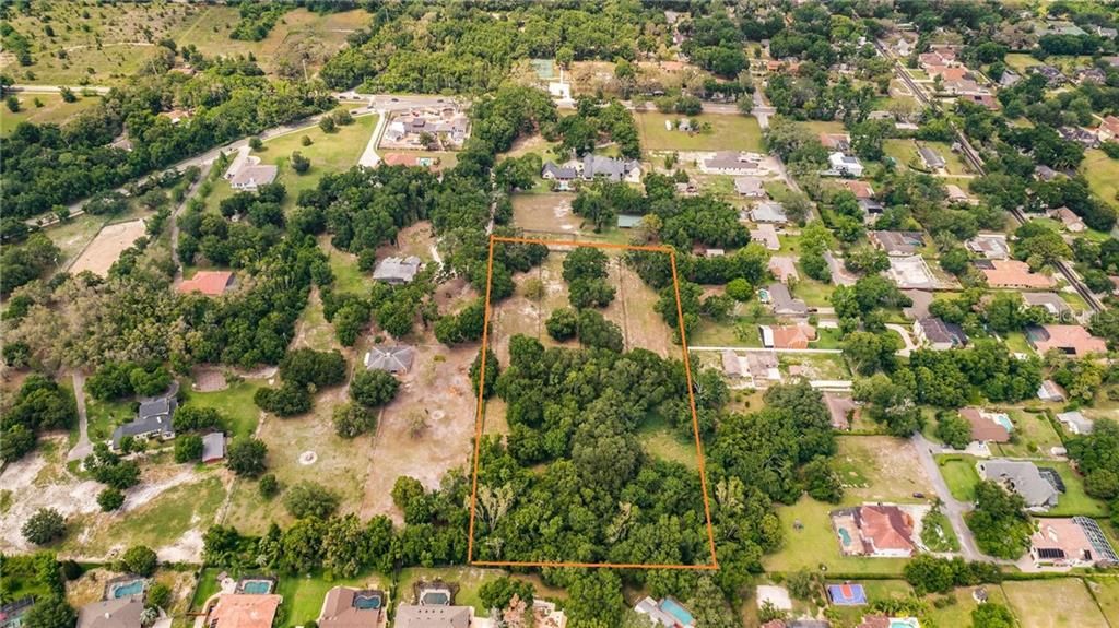 Vendido Recientemente: $610,000 (5.43 acres)
