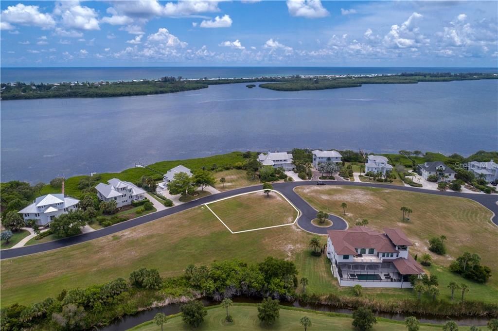 Vendido Recientemente: $64,900 (0.35 acres)