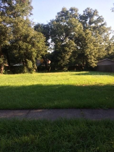 Vendido Recientemente: $71,500 (0.20 acres)