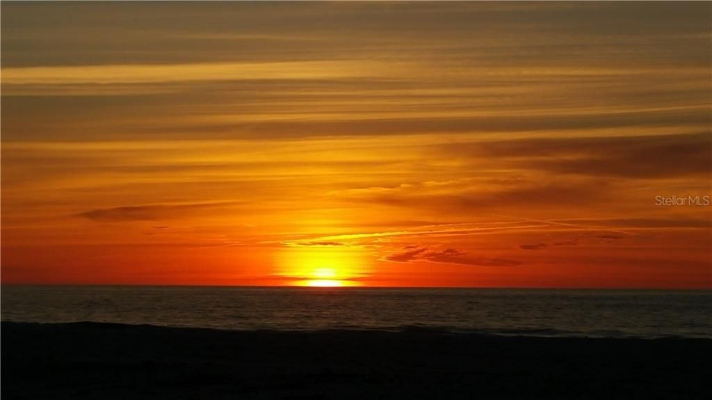 For Rent: $4,350 (1 beds, 1 baths, 760 Square Feet)