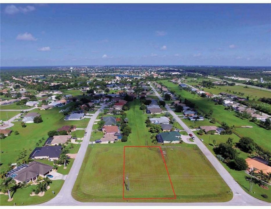 Vendido Recientemente: $99,000 (0.44 acres)