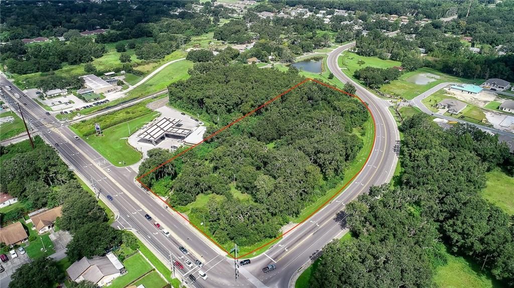 最近售出: $699,900 (3.22 acres)