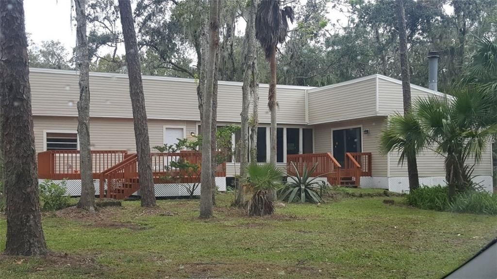 Vendido Recientemente: $180,000 (3 camas, 2 baños, 1600 Pies cuadrados)