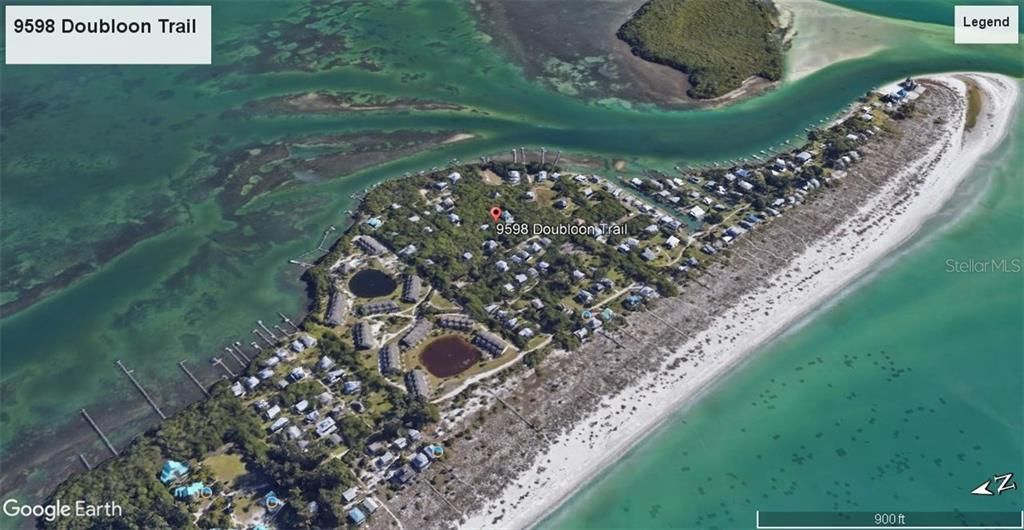 Great location for convenience to dock/Bay and the beach!