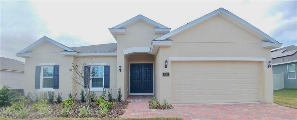 Recently Sold: $279,990 (4 beds, 2 baths, 2208 Square Feet)