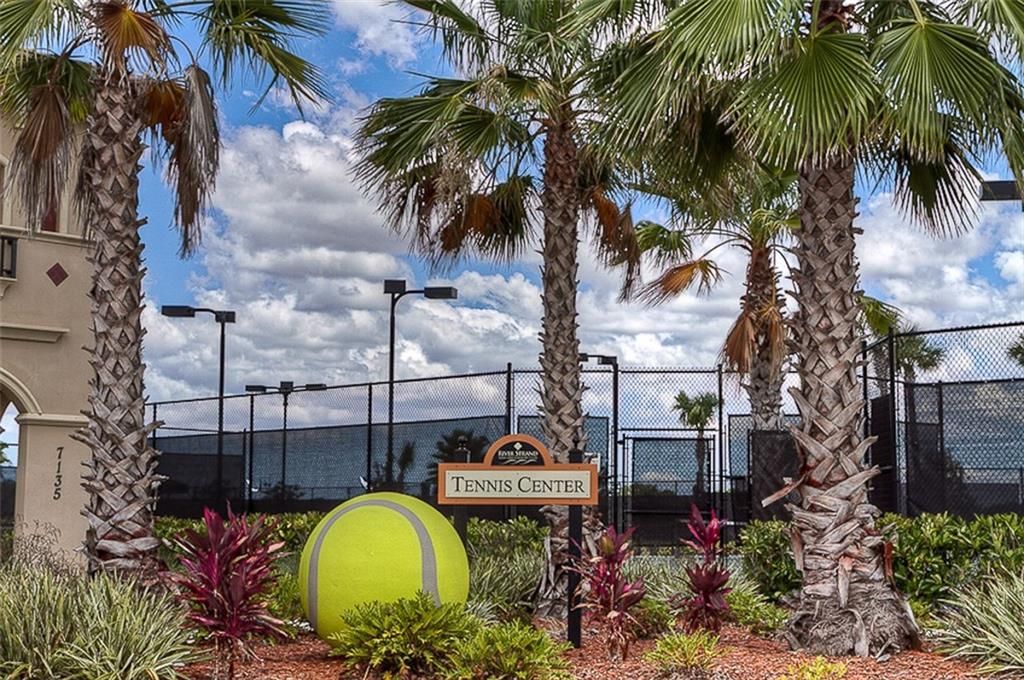 出租: $5,400 (2 贝兹, 2 浴室, 1156 平方英尺)