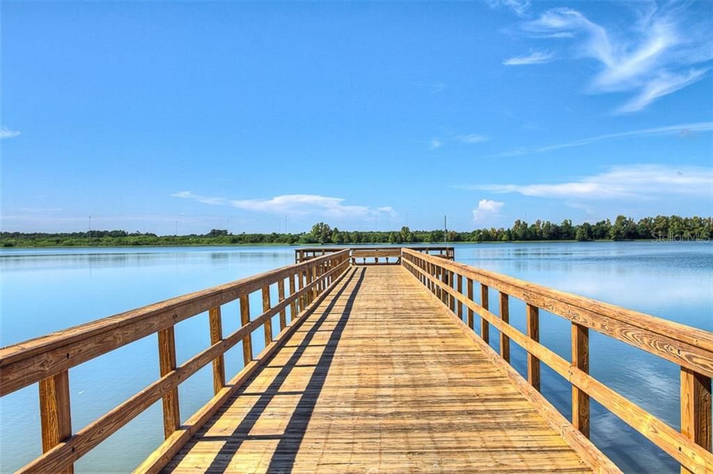 出租: $5,400 (2 贝兹, 2 浴室, 1156 平方英尺)