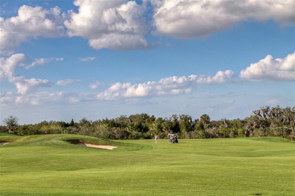 出租: $5,400 (2 贝兹, 2 浴室, 1156 平方英尺)