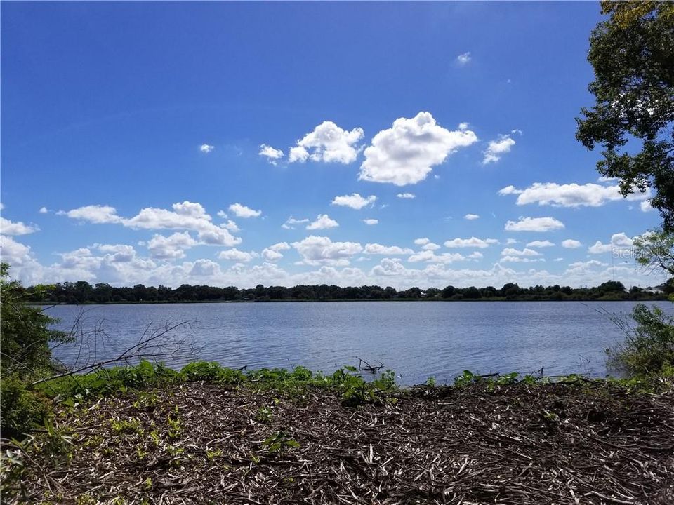 Недавно продано: $43,900 (0.21 acres)