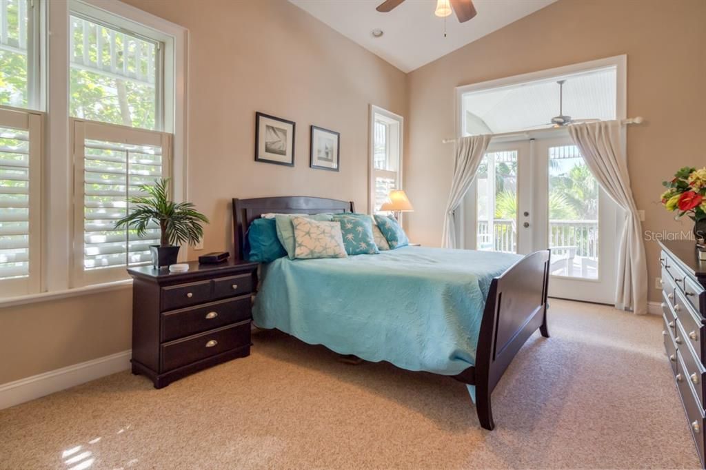 For Rent: $14,500 (3 beds, 3 baths, 1536 Square Feet)