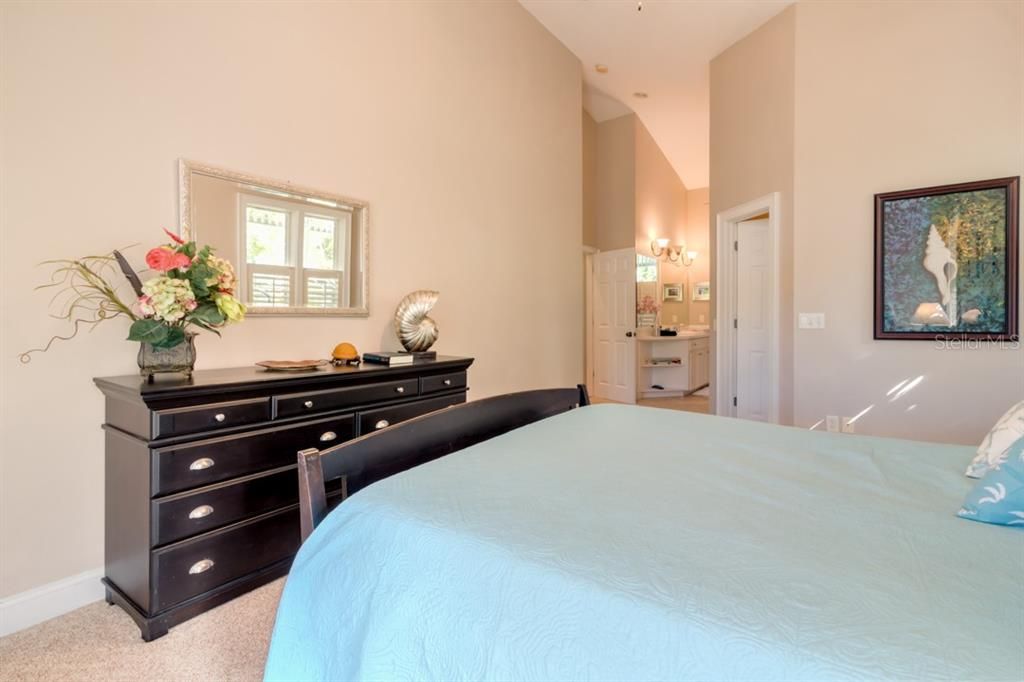 For Rent: $14,500 (3 beds, 3 baths, 1536 Square Feet)