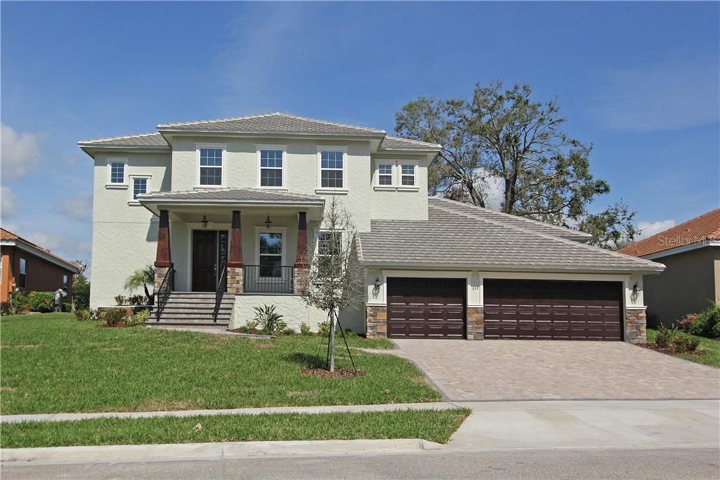 Vendido Recientemente: $525,000 (5 camas, 4 baños, 3262 Pies cuadrados)