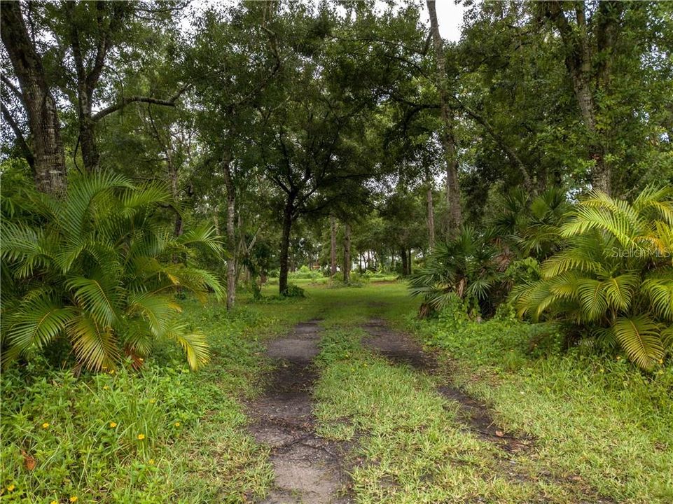 最近售出: $319,900 (2.09 acres)