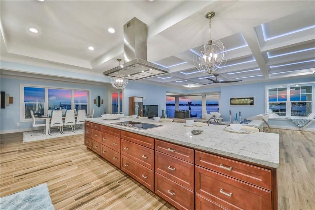 Recently Sold: $2,850,000 (4 beds, 4 baths, 5197 Square Feet)