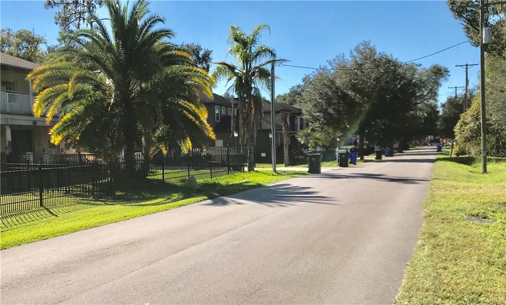 最近售出: $77,000 (0.17 acres)