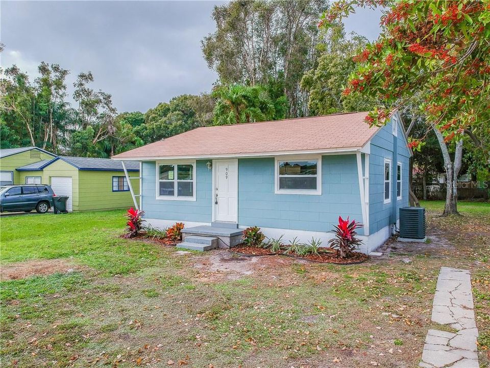 Vendido Recientemente: $189,900 (3 camas, 1 baños, 924 Pies cuadrados)