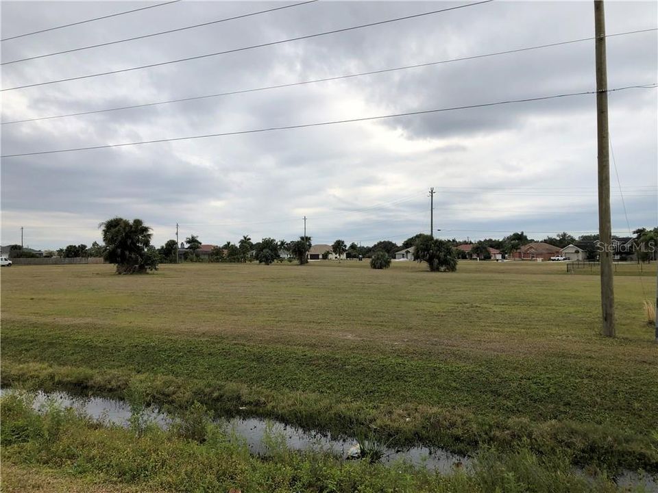 View from Tamiami Trail towards La Fiorentina.