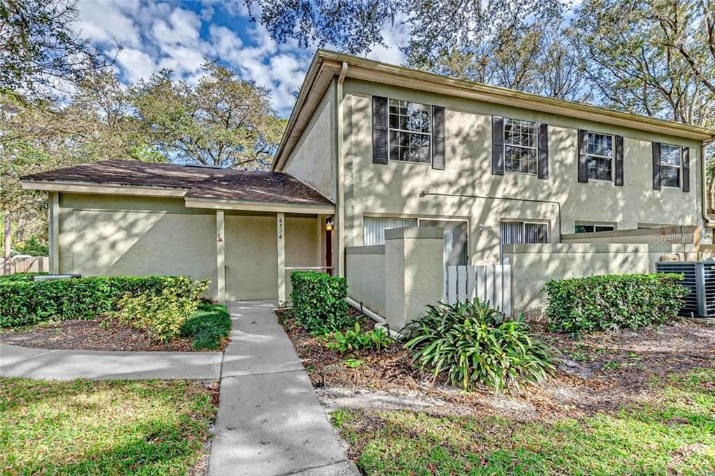 Recently Rented: $1,995 (2 beds, 1 baths, 1104 Square Feet)