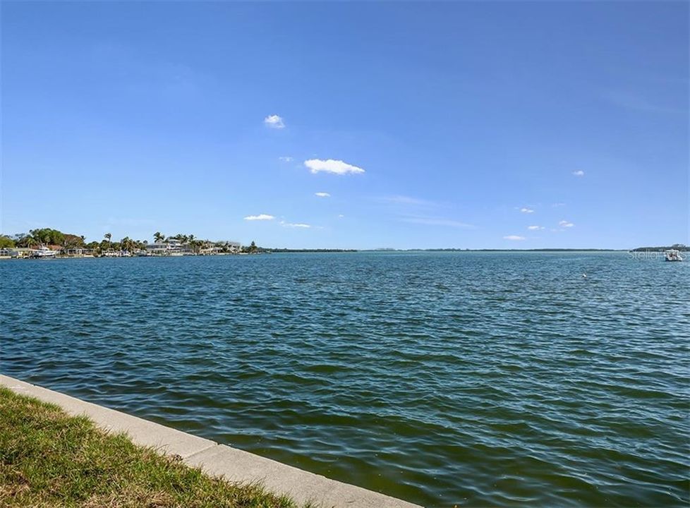 Recently Sold: $499,999 (0.36 acres)