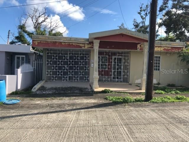 Vendido Recientemente: $85,000 (4 camas, 2 baños, 1099 Pies cuadrados)