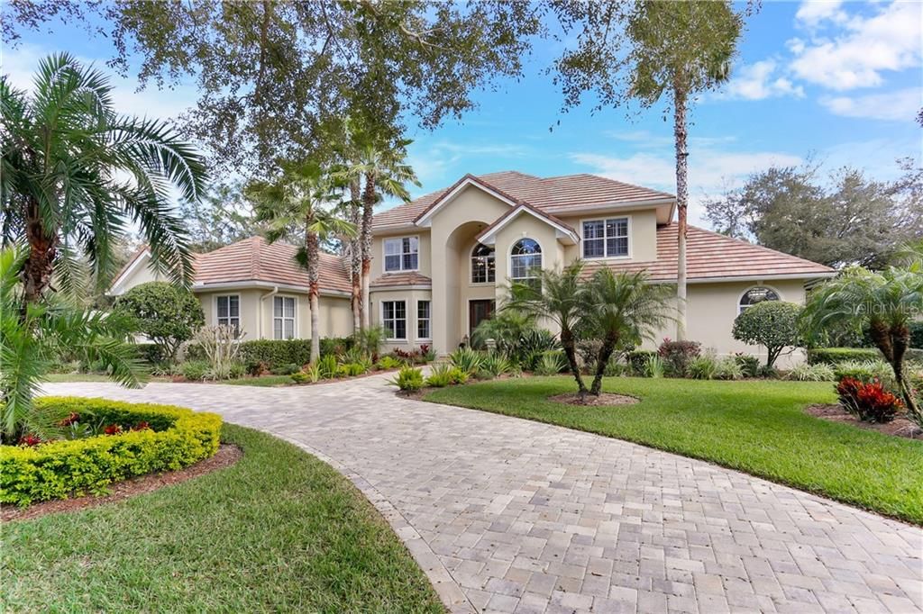 MODEL PERFECT / EXTENSIVELY RENOVATED home in THE RESERVE at Tampa Palms