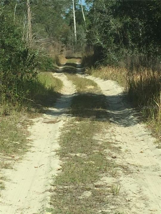 最近售出: $30,000 (2.50 acres)