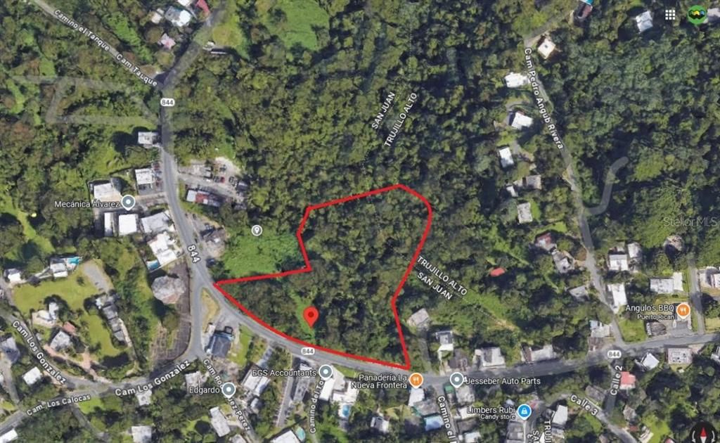 На продажу: $900,000 (4.50 acres)