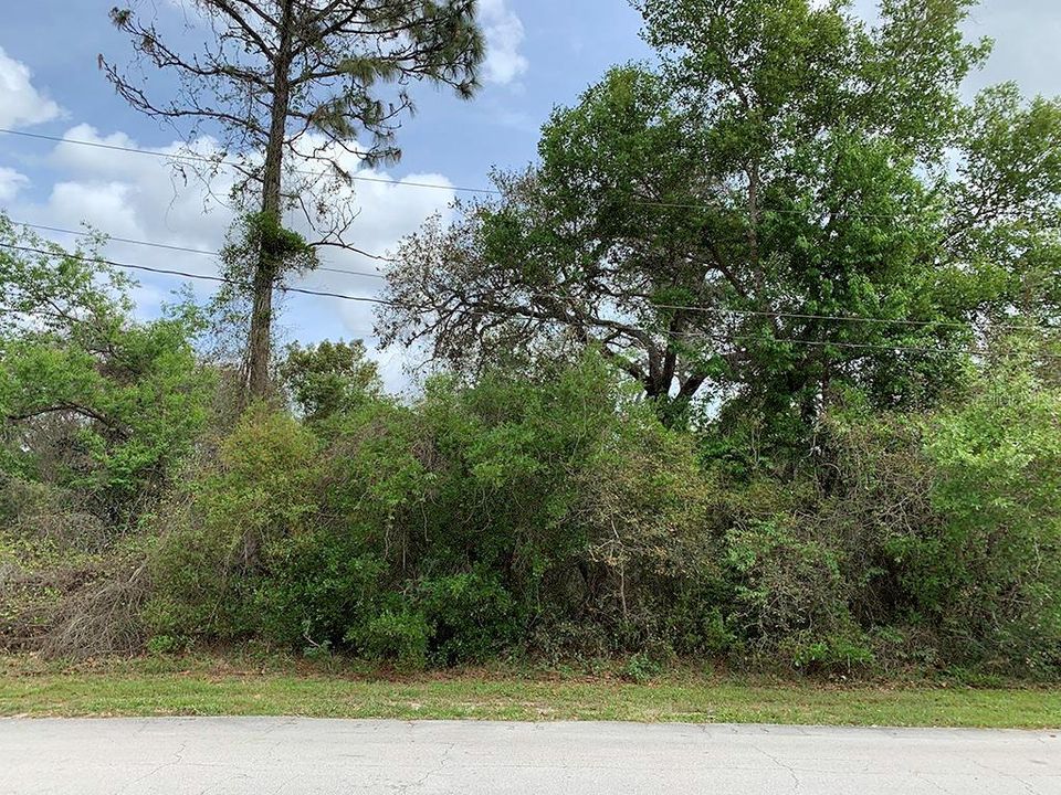 Vendido Recientemente: $28,000 (0.43 acres)