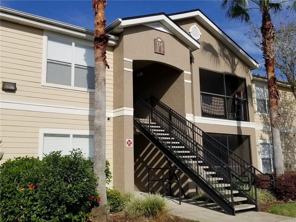 Vendido Recientemente: $120,000 (2 camas, 2 baños, 912 Pies cuadrados)