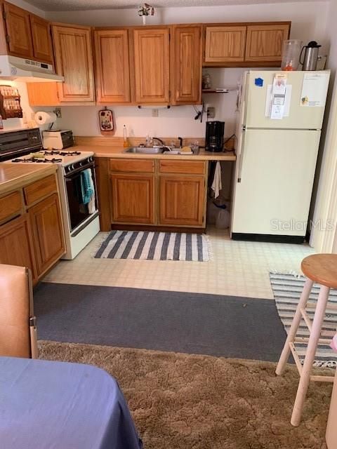 Recently Sold: $80,000 (2 beds, 1 baths, 840 Square Feet)