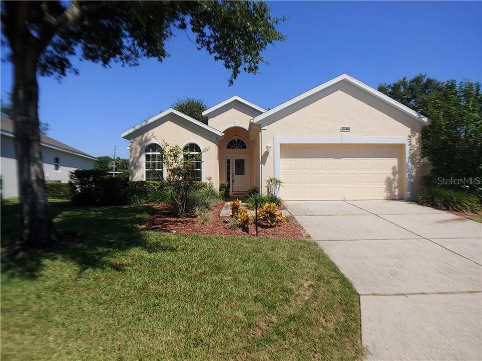 Recently Sold: $215,000 (3 beds, 2 baths, 1782 Square Feet)