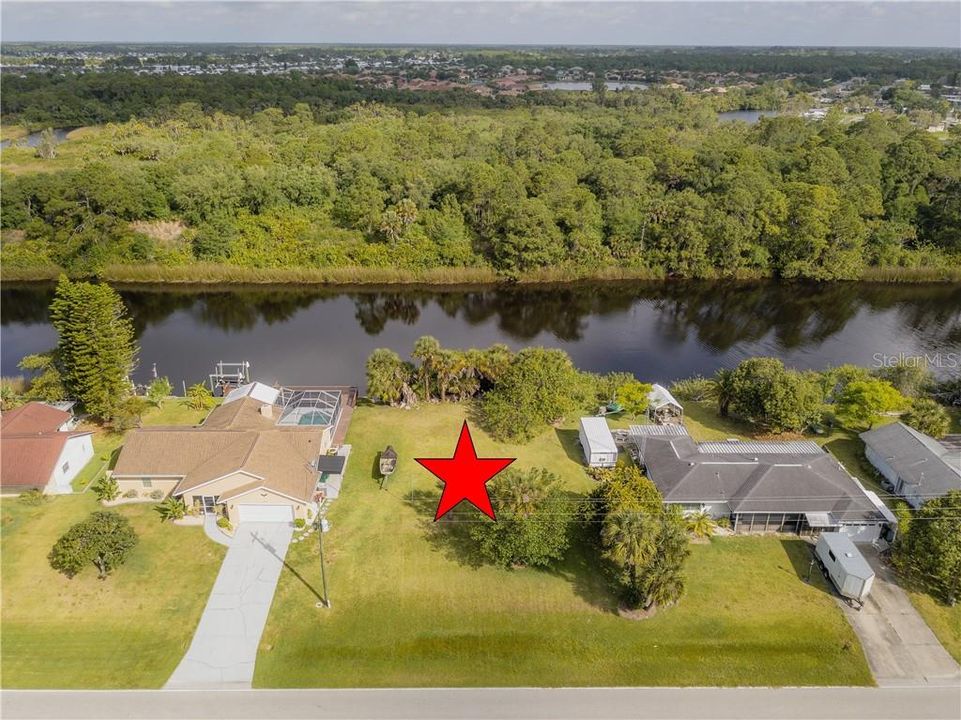 Недавно продано: $48,000 (0.23 acres)