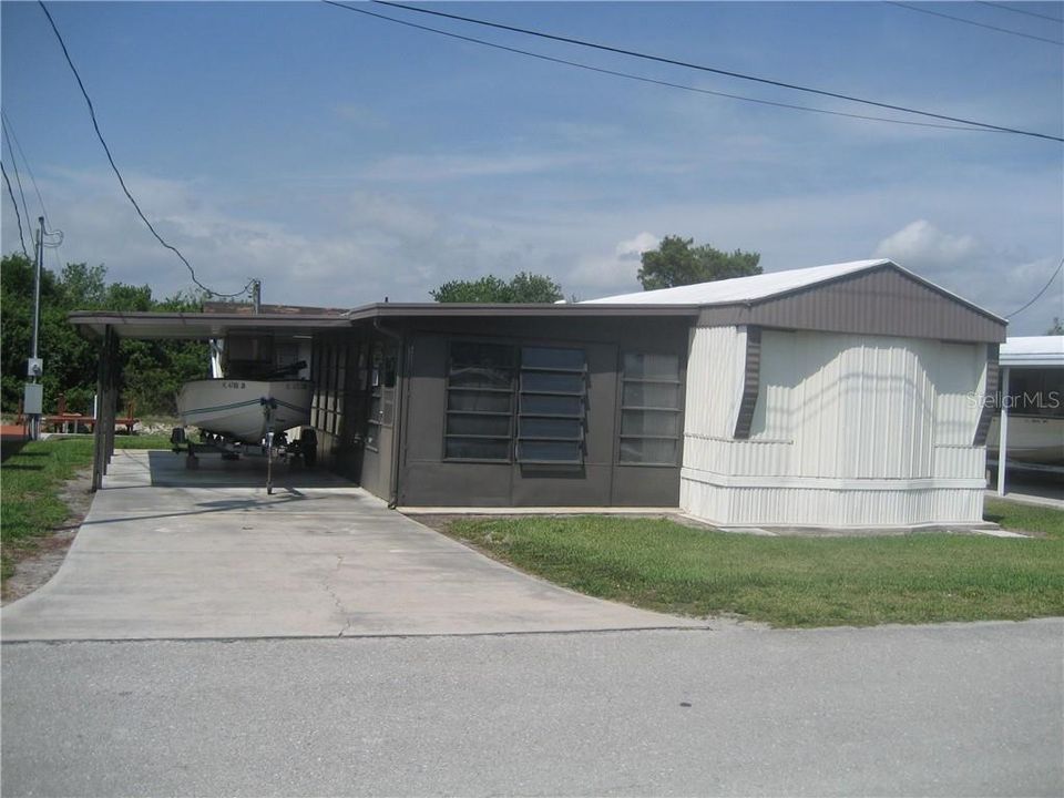 Recently Sold: $95,000 (2 beds, 1 baths, 959 Square Feet)